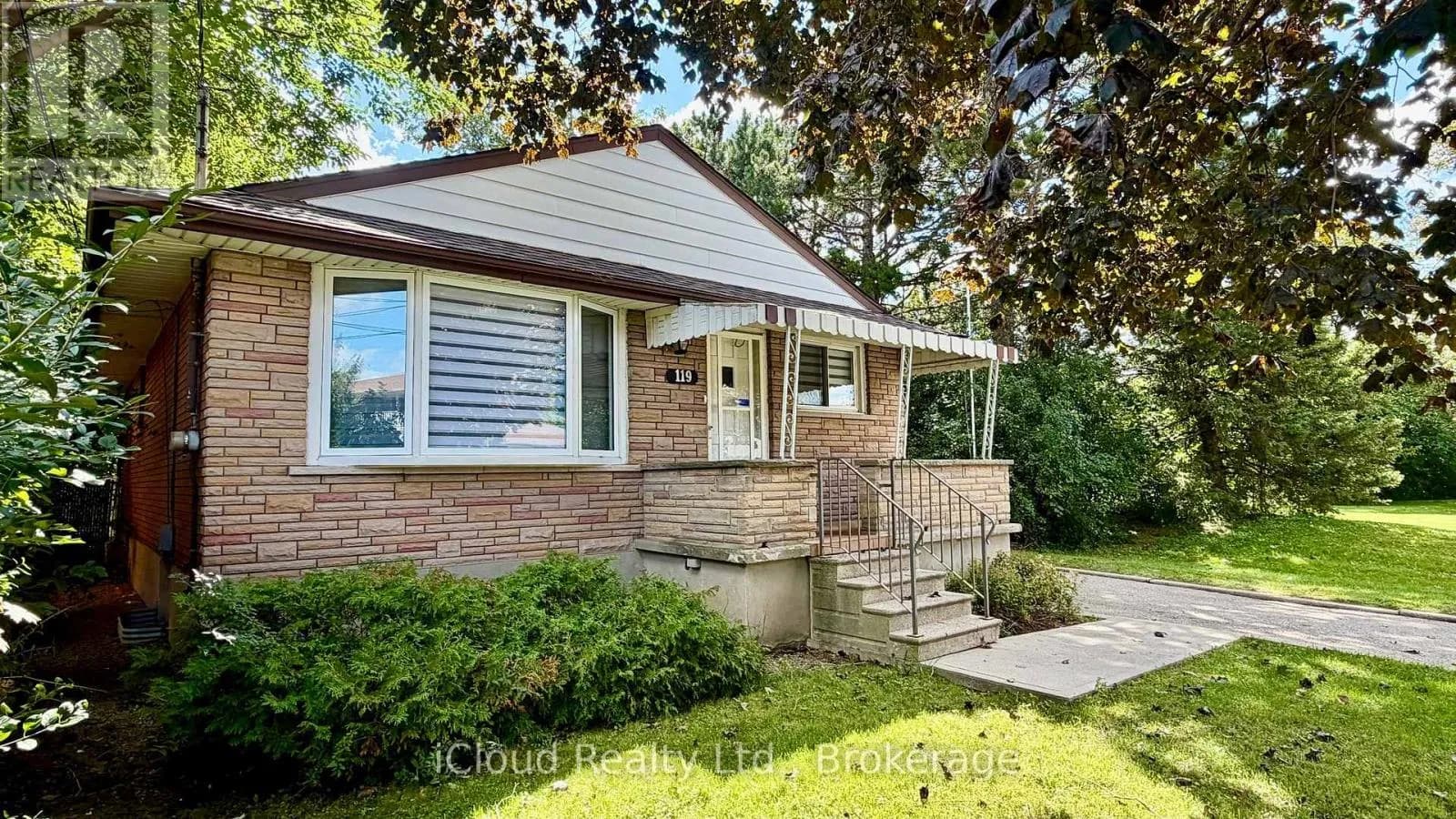 119 DIXON STREET — photo 1 of 36