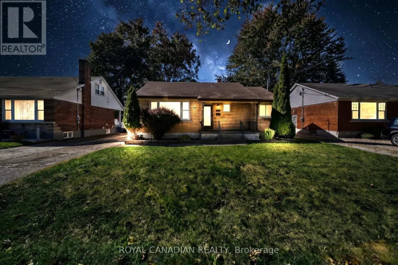 457 DUMFRIES AVENUE — photo 1 of 50