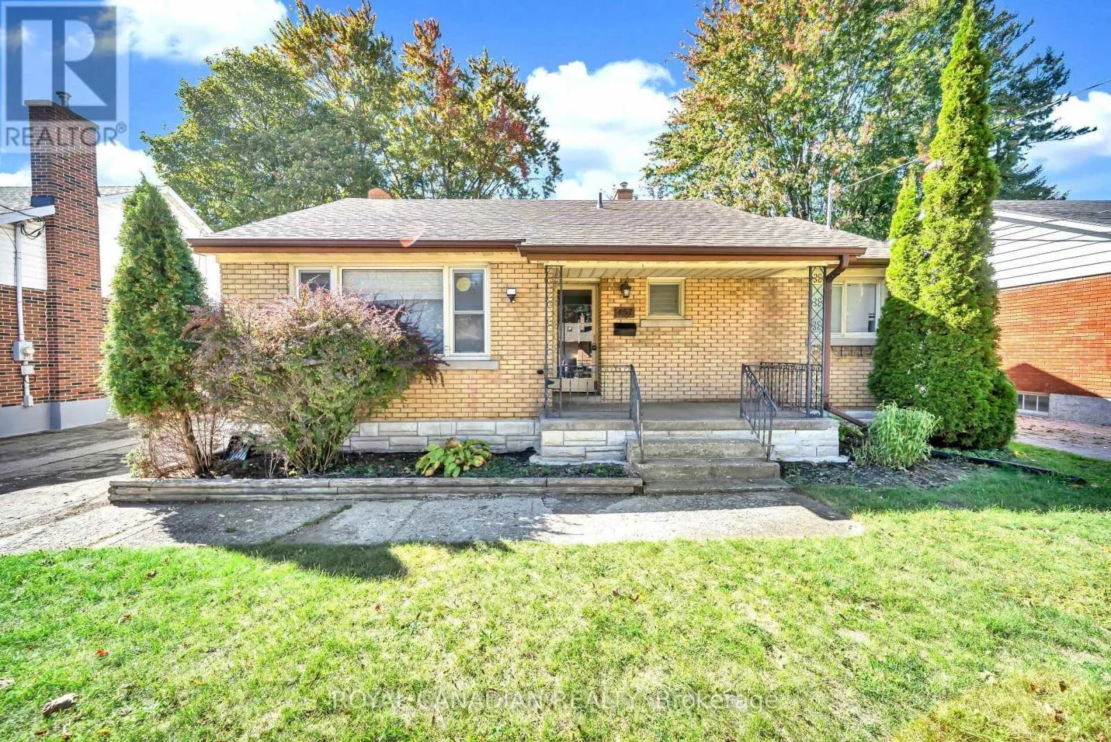 457 DUMFRIES AVENUE — photo 5 of 50