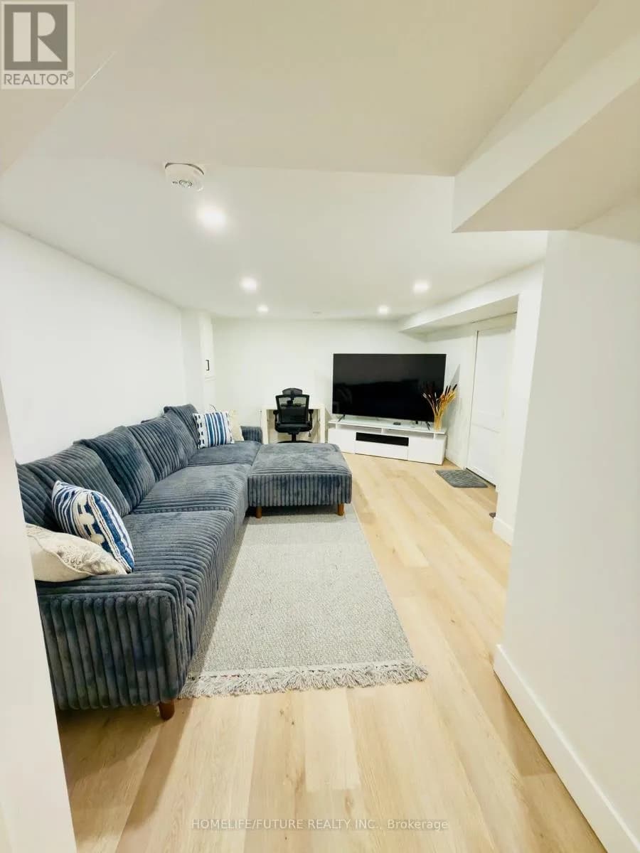 51 - 51 PAULANDER DRIVE — photo 5 of 22