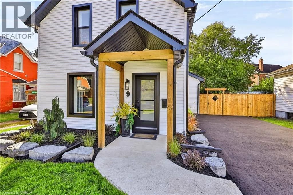 9 WALTER Street — photo 2 of 36
