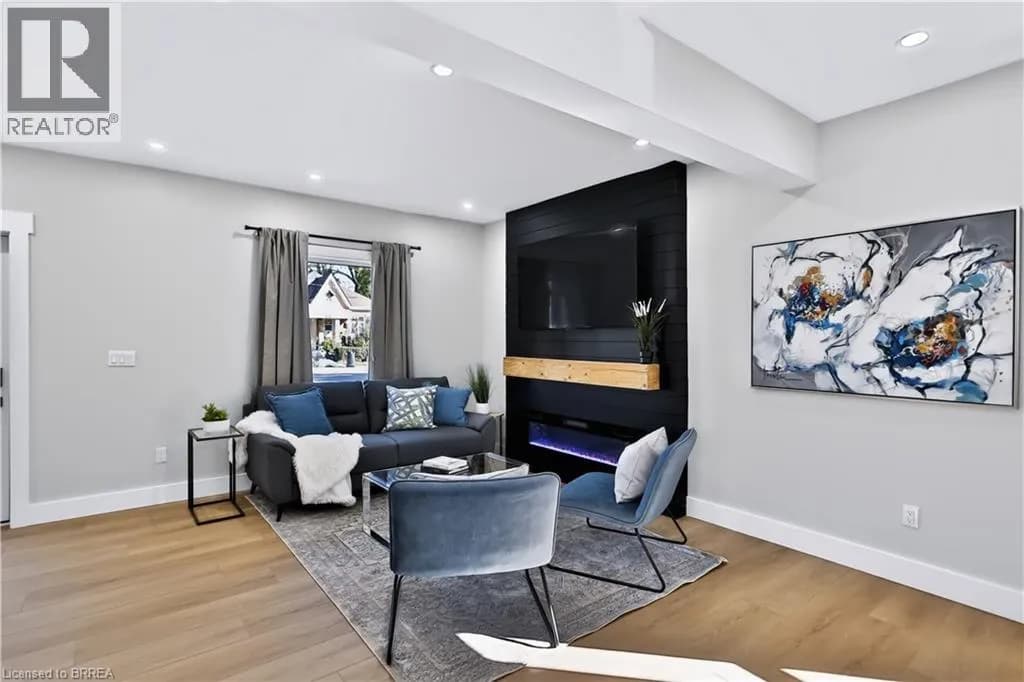 9 WALTER Street — photo 5 of 36