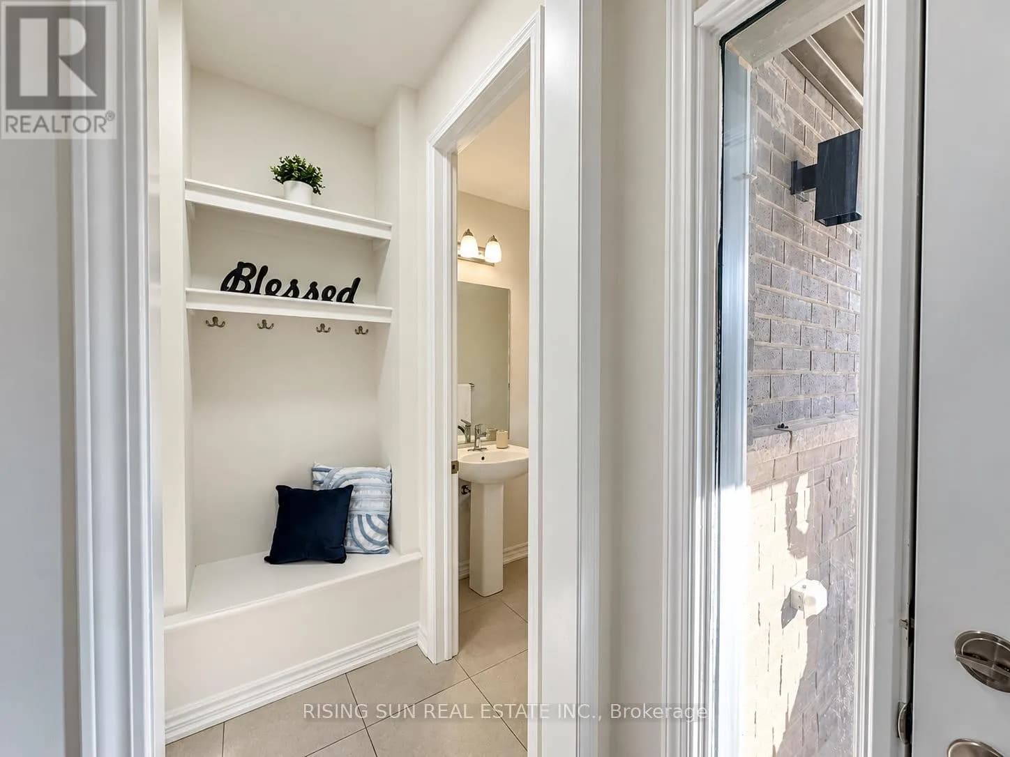 23 ROUTLEY STREET — photo 3 of 21