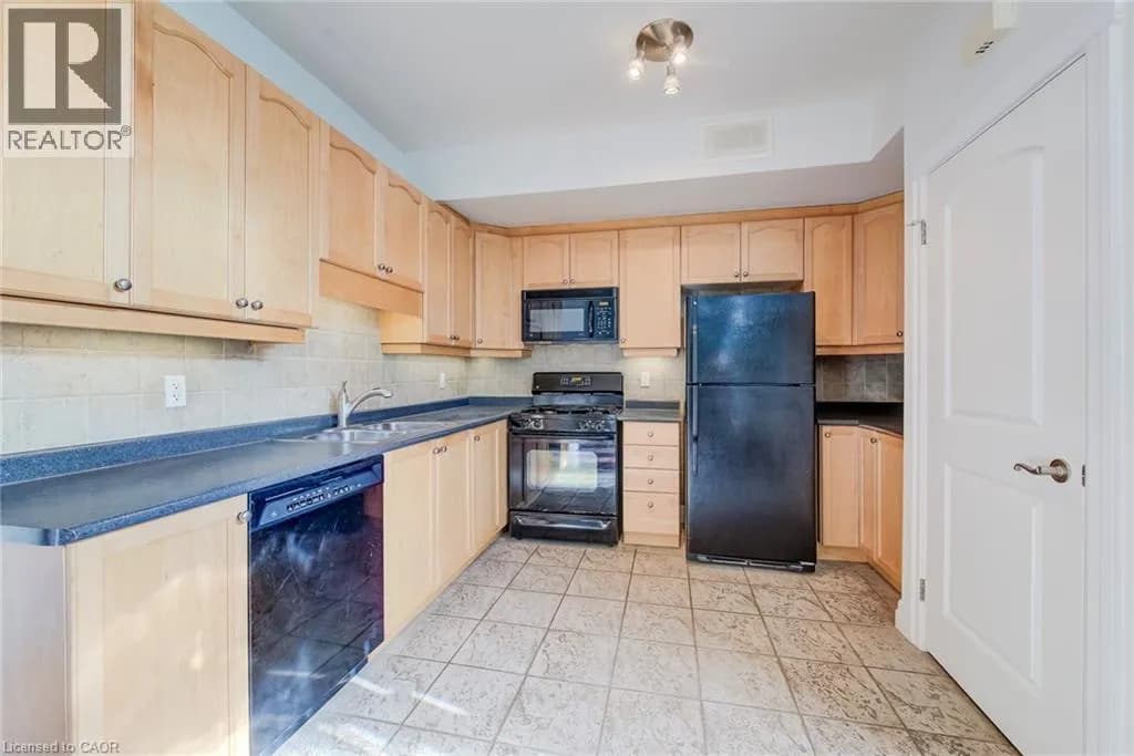 555 KING Street E Unit# 102 — photo 3 of 12