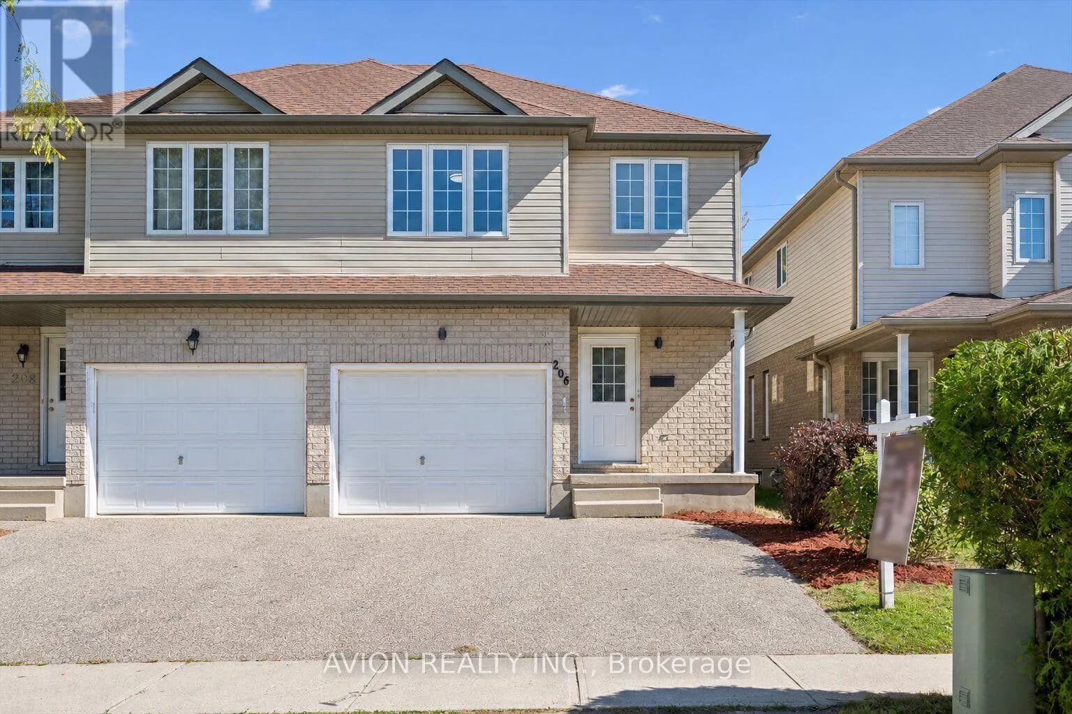 206 BUTTERCUP COURT — photo 1 of 42