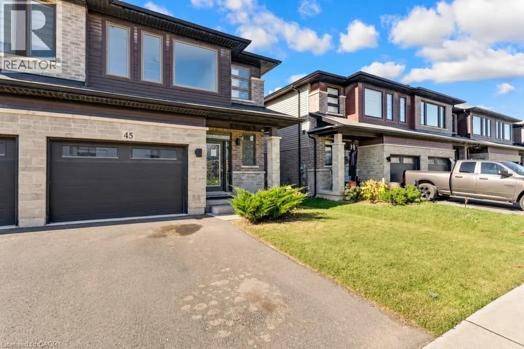 45 JUNE CALLWOOD Way — photo 2 of 47