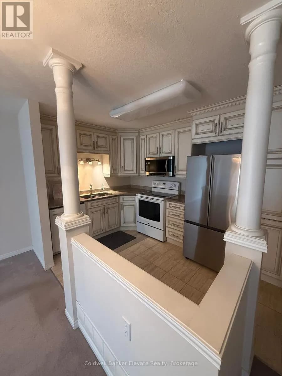 9 - 2705 KINGSWAY DRIVE — photo 2 of 9