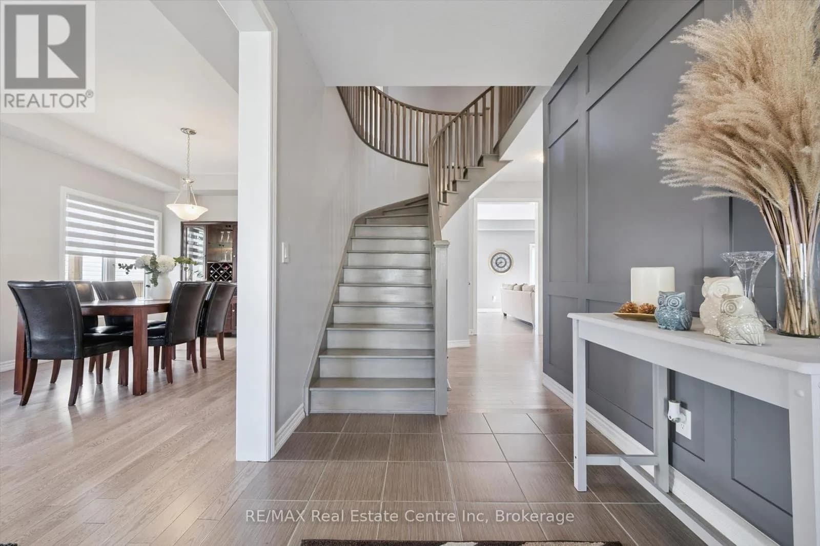 106 RYAN STREET — photo 4 of 50