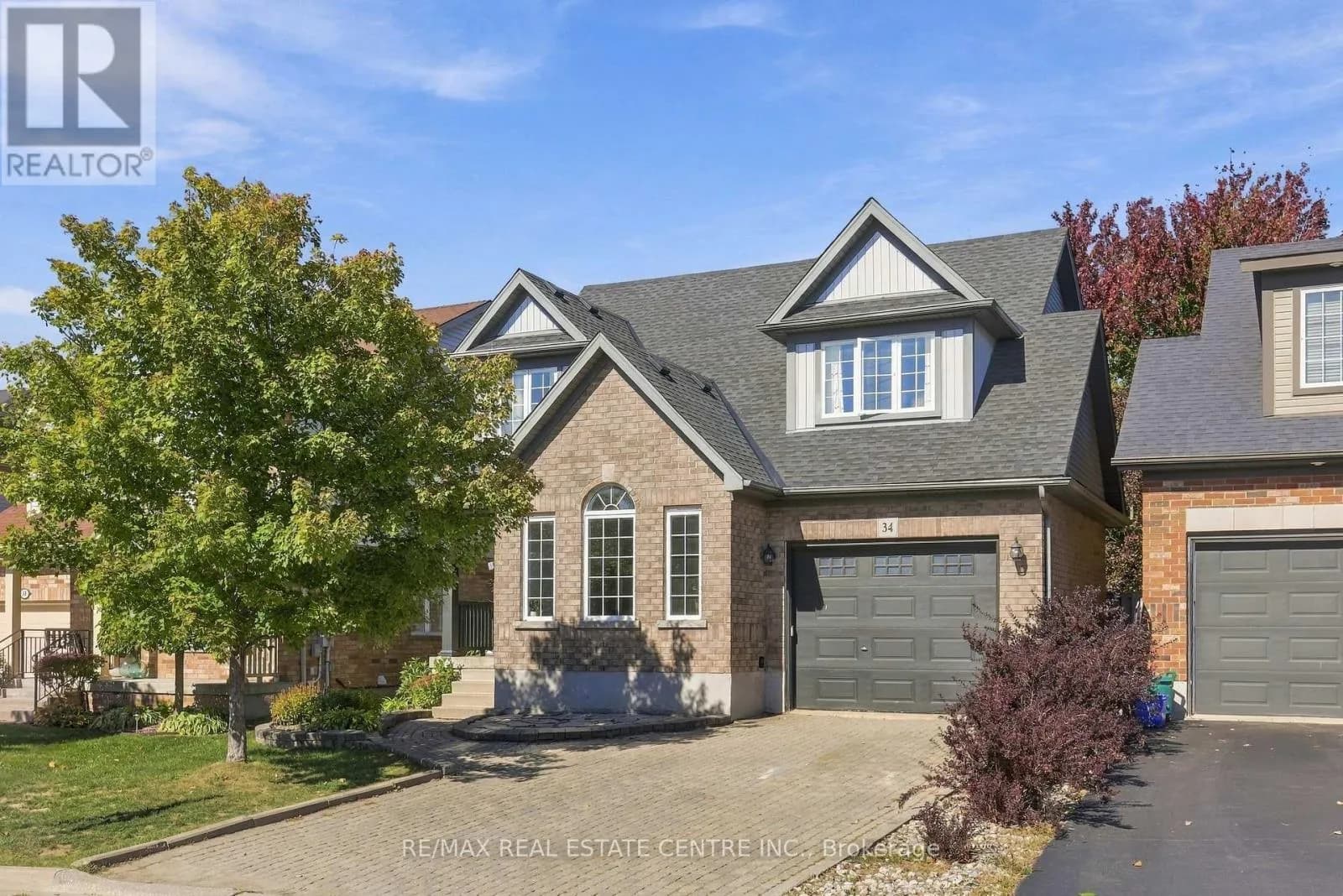 34 MCMASTER ROAD — photo 4 of 38