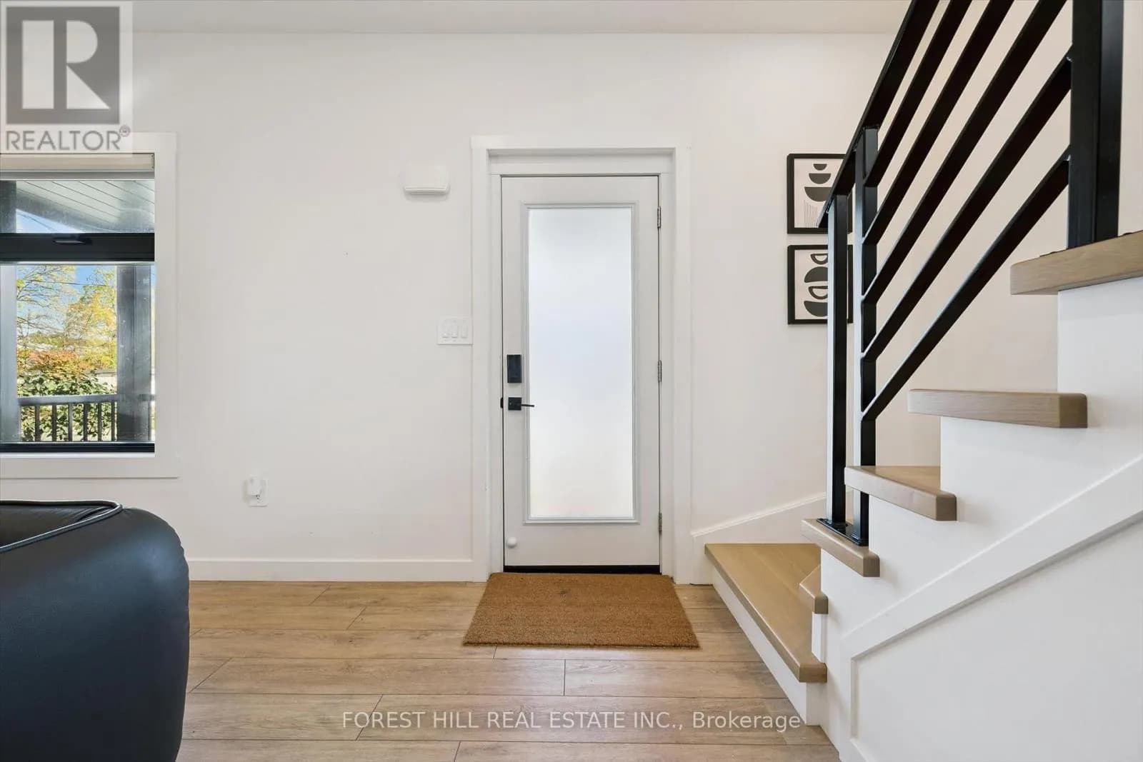 121 PARK STREET — photo 4 of 40