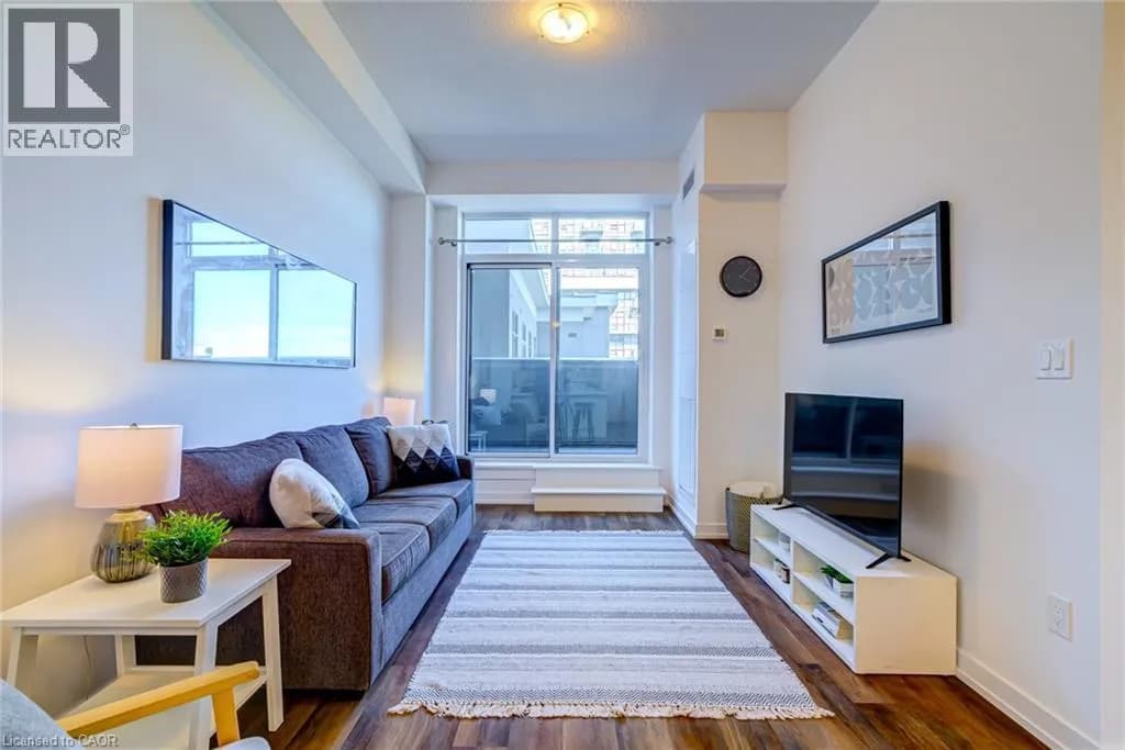 450 DUNDAS Street E Unit# 516 — photo 3 of 30