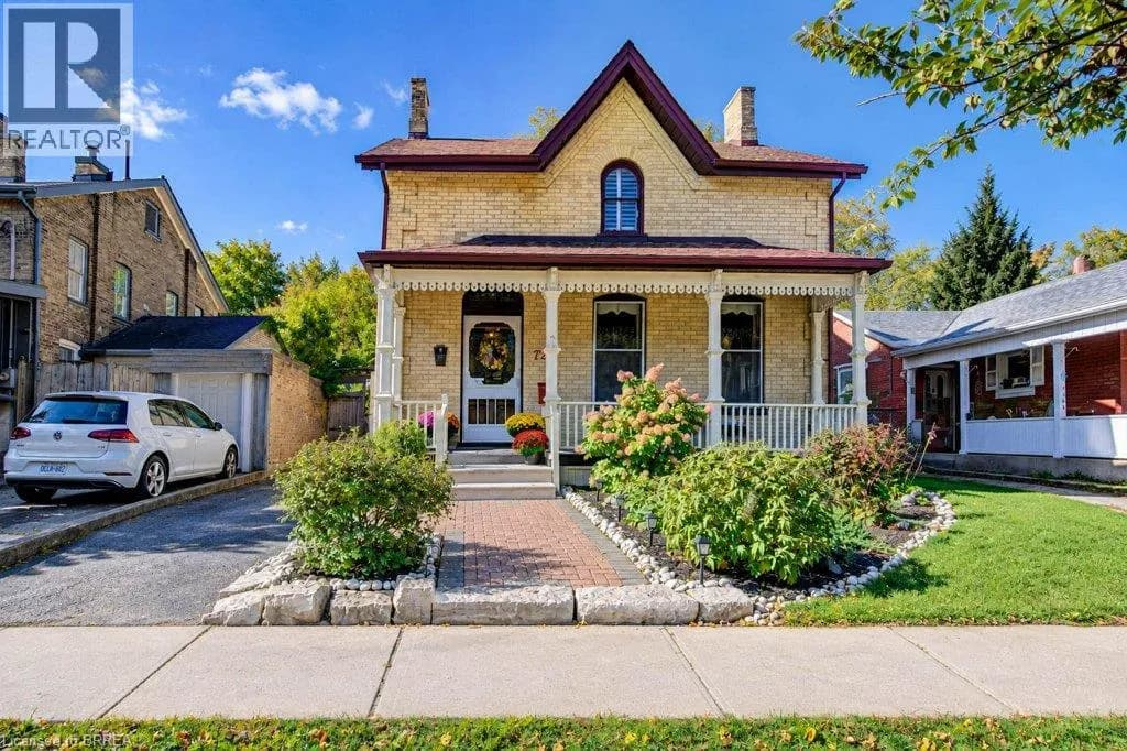 72 ALBION Street — photo 1 of 28