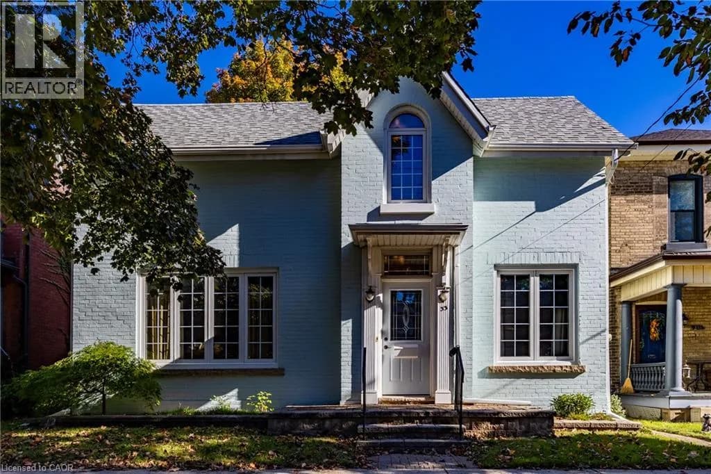 33 PALMERSTON Avenue — photo 1 of 37
