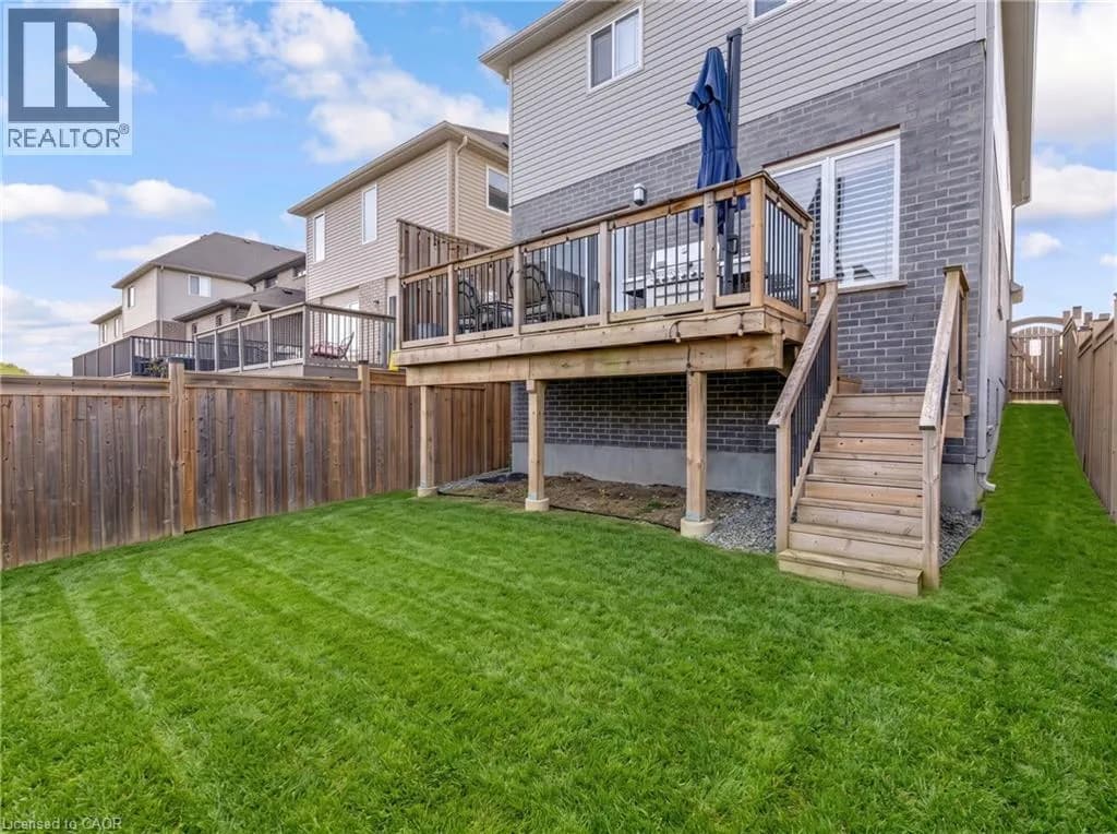63 SPARROW Avenue — photo 2 of 32