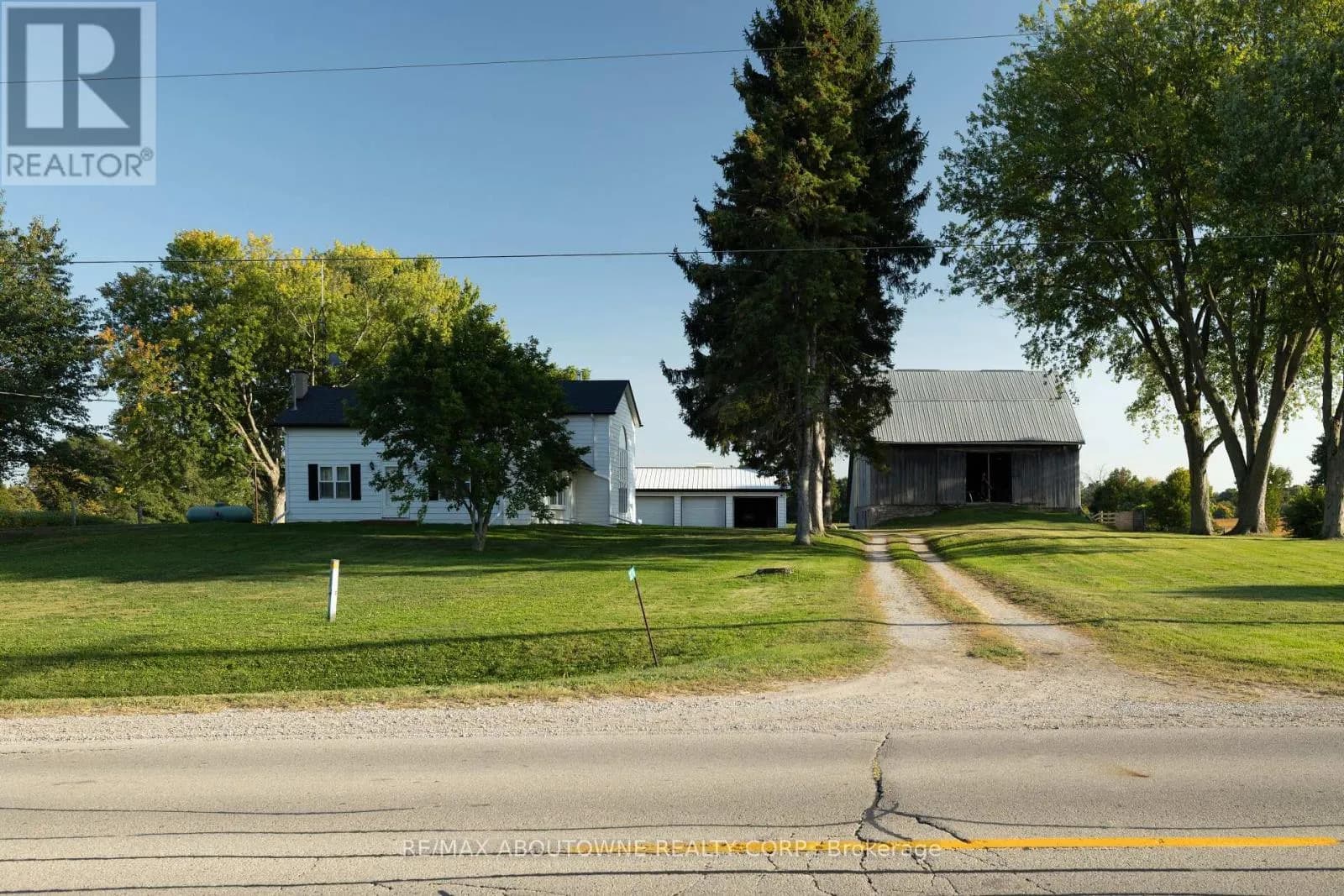 3276 GOVERNORS ROAD — photo 1 of 50