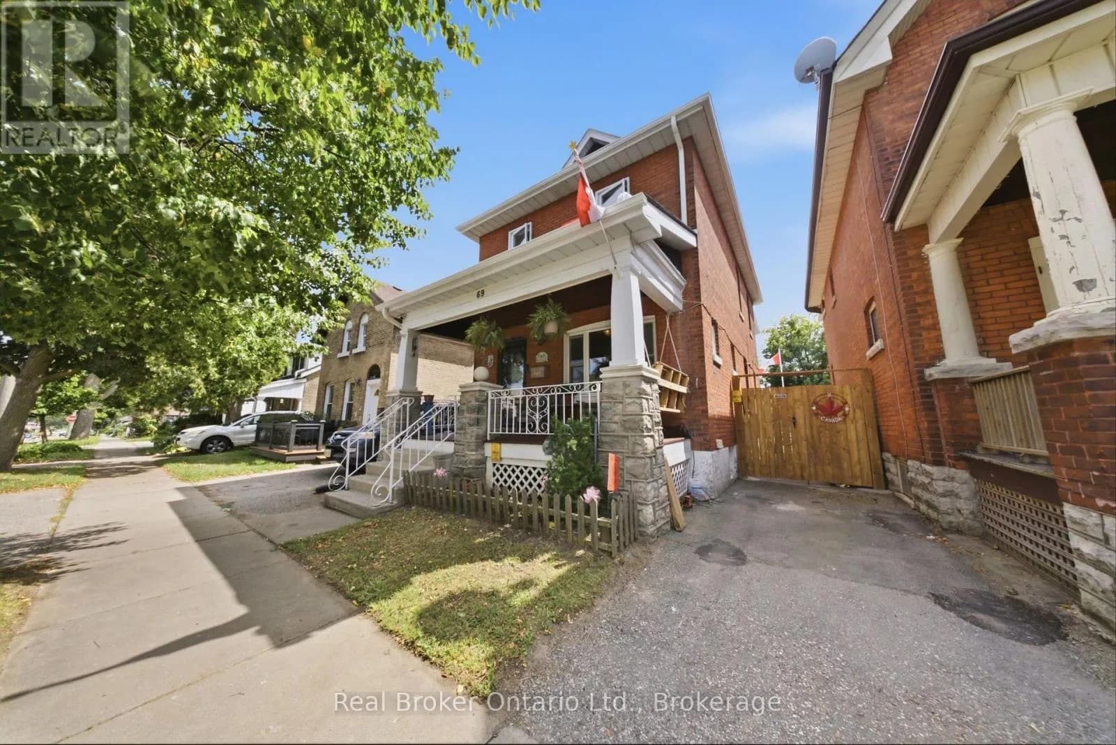 69 ARTHUR STREET — photo 1 of 41