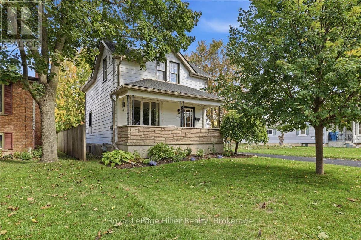 524 BRUNSWICK STREET — photo 2 of 45