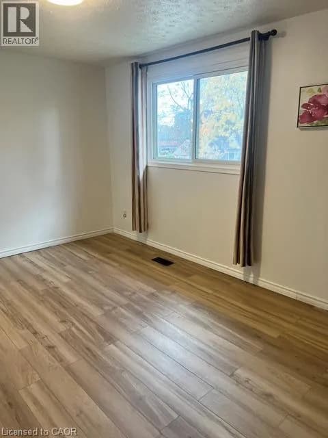 227 FERGUS Avenue — photo 3 of 30