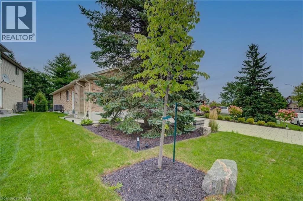 574 CLIPPER Drive — photo 4 of 50