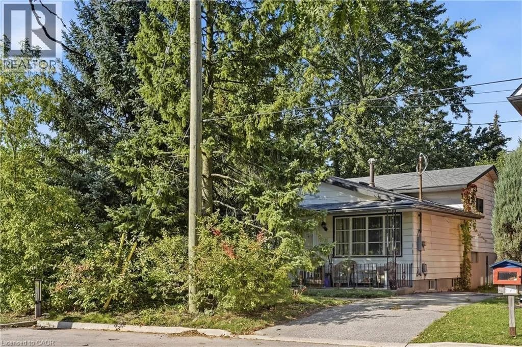 12 HILL Street — photo 4 of 23
