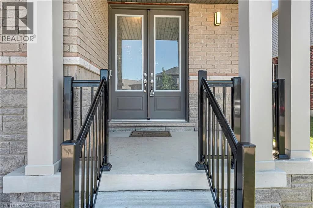 13 STEADMAN Street — photo 4 of 46