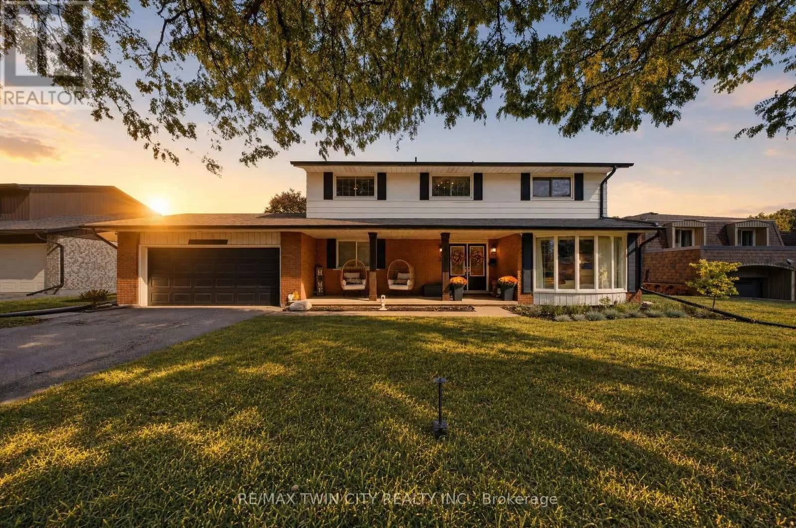 25 CEDARLAND DRIVE — photo 2 of 40