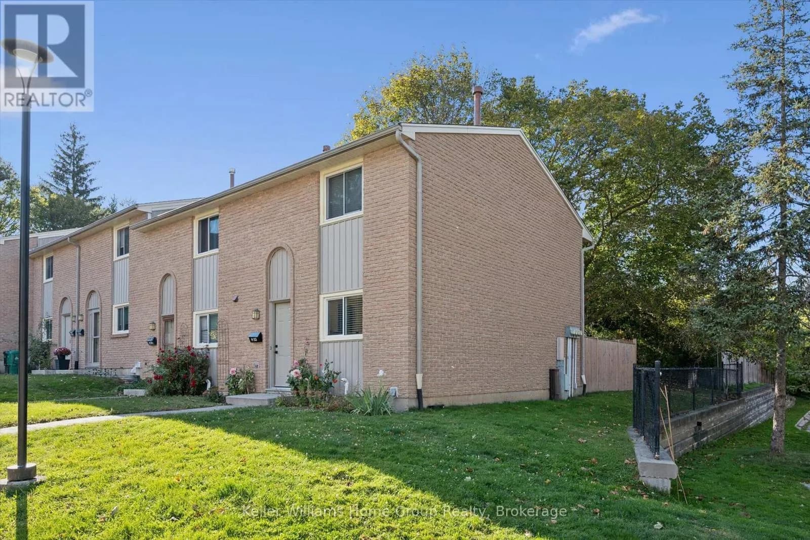H53 - 223 PIONEER DRIVE W — photo 2 of 41