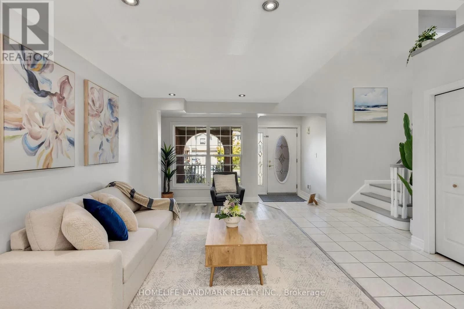 723 CHESAPEAKE DRIVE — photo 4 of 36