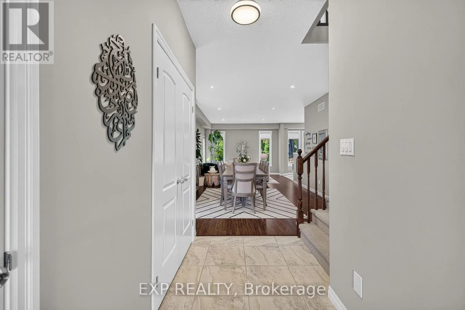 522 WOODBINE AVENUE — photo 3 of 47
