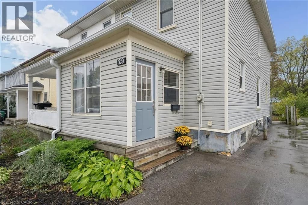 29 VICTORIA Avenue — photo 2 of 39