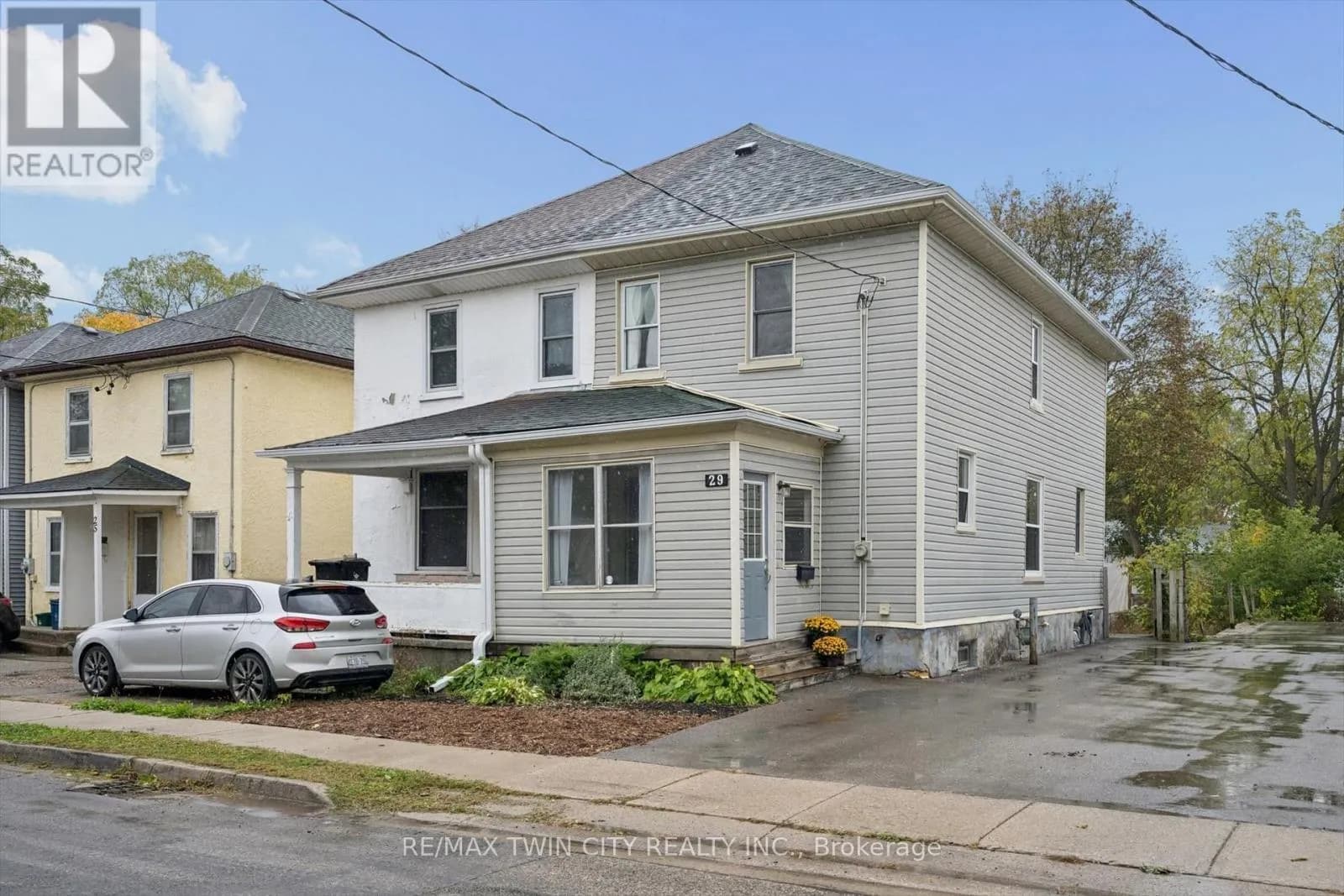 29 VICTORIA AVENUE — photo 1 of 40