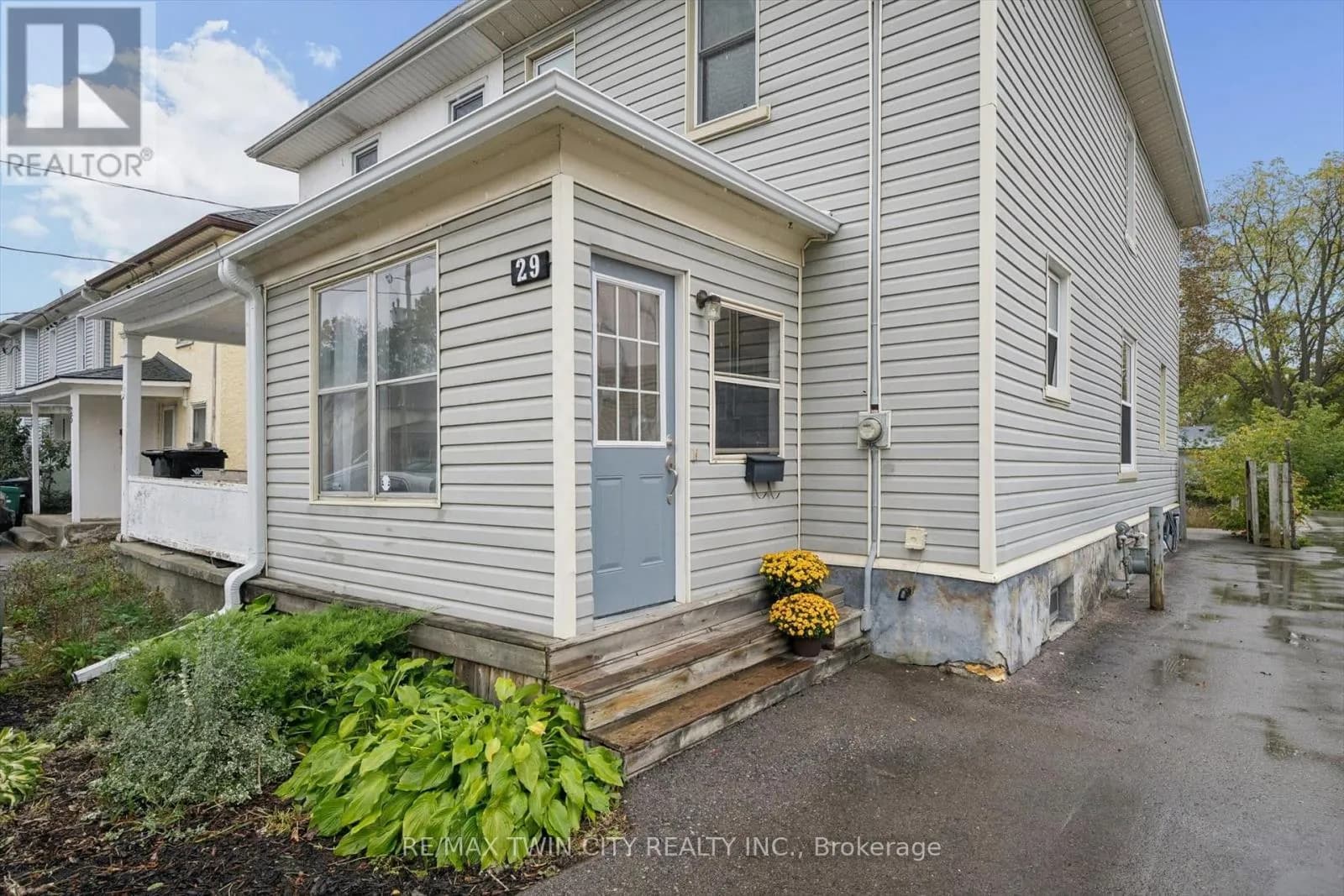 29 VICTORIA AVENUE — photo 3 of 40