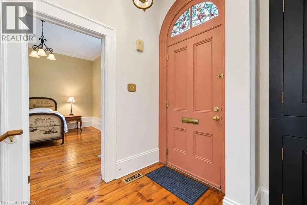 48 ALBION Street — photo 4 of 47