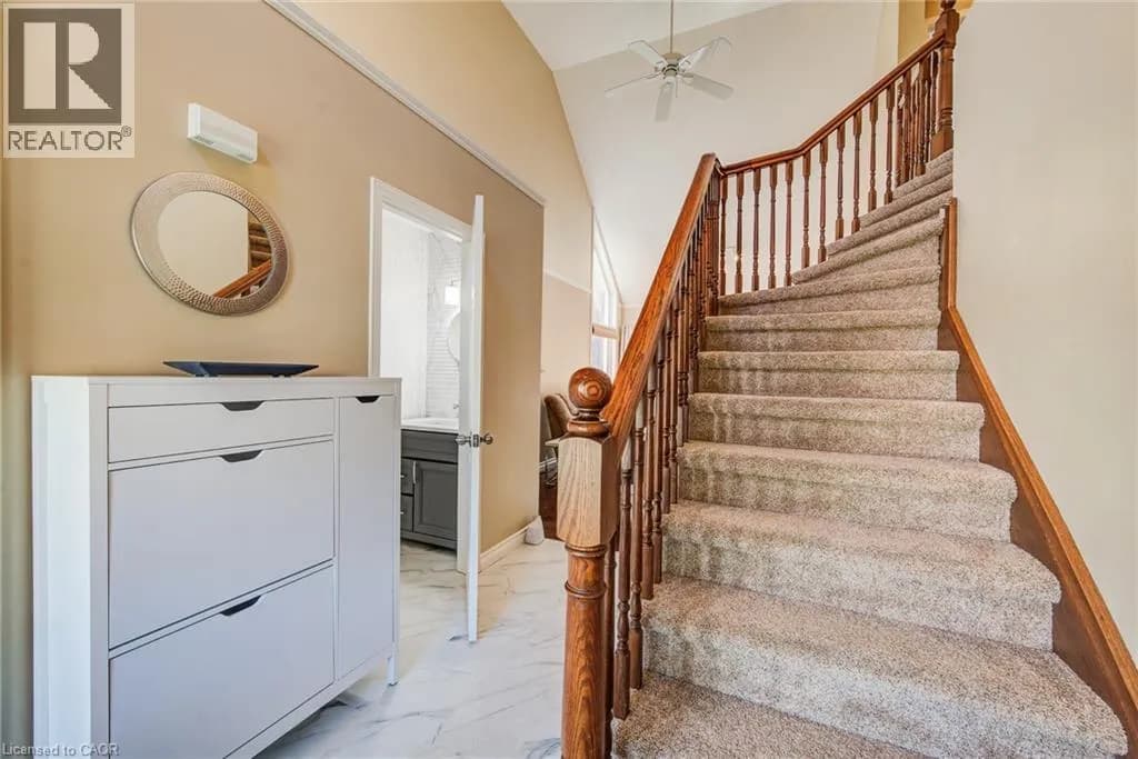 39 OLIVER Court SE — photo 5 of 47