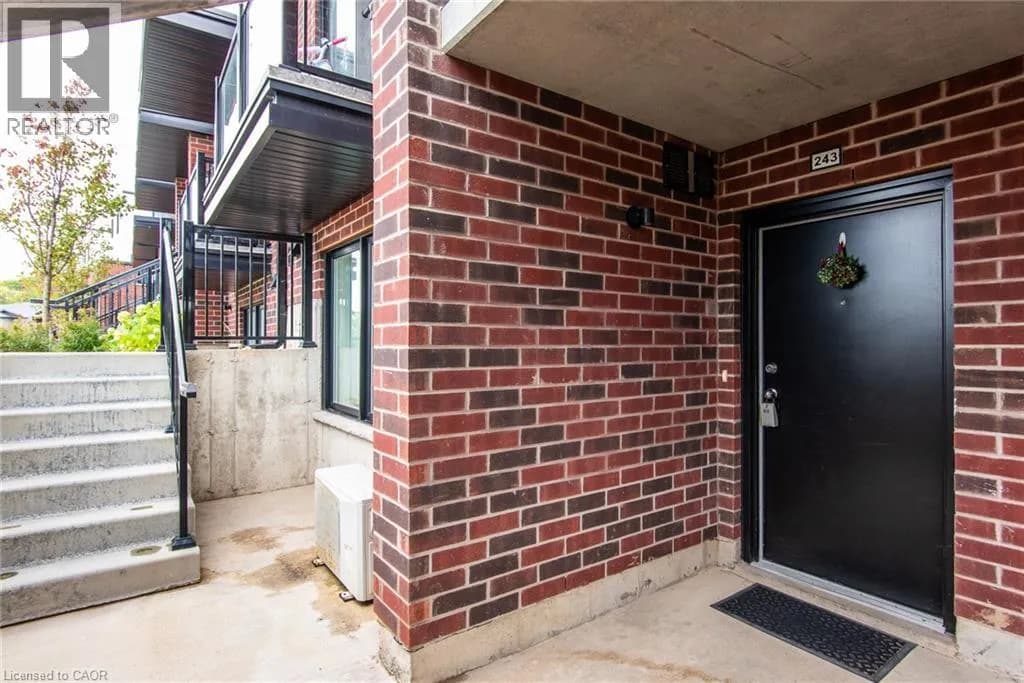 243 CHAPEL HILL Drive — photo 4 of 30
