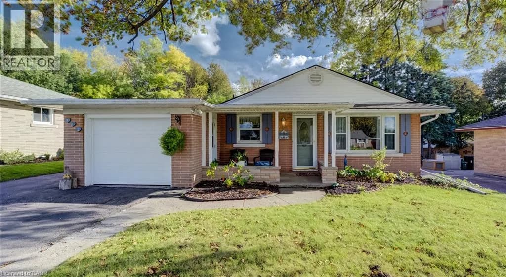 582 GRAND VALLEY Drive — photo 1 of 19