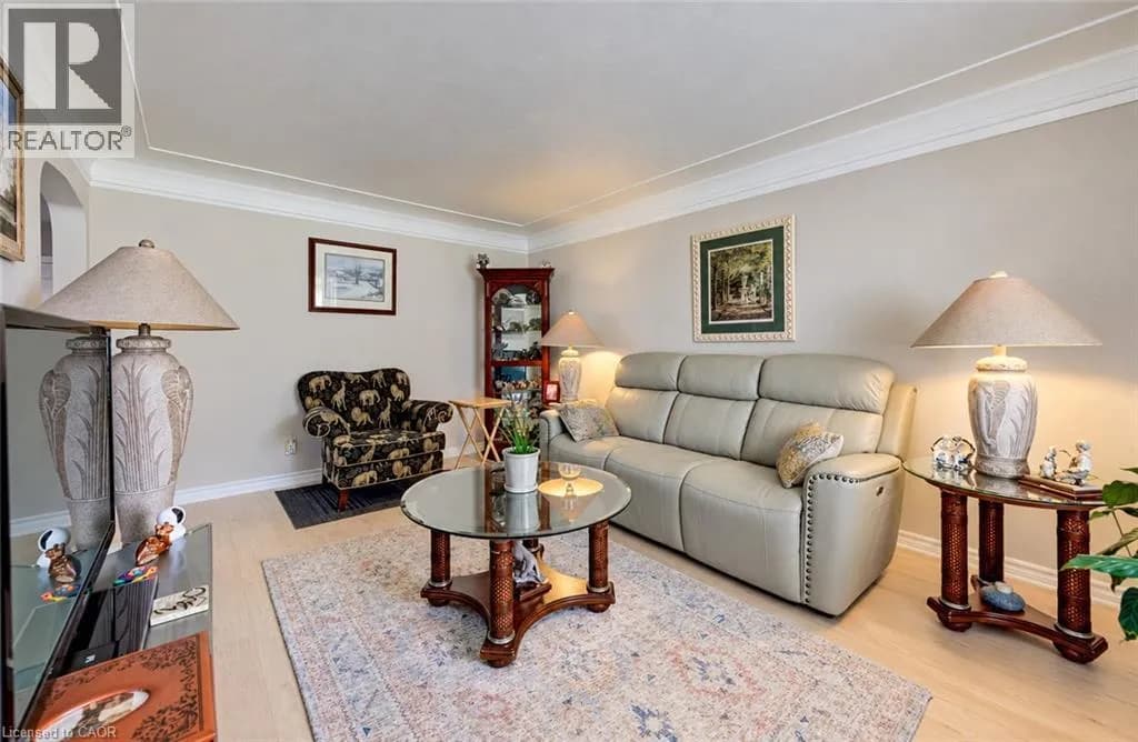 582 GRAND VALLEY Drive — photo 5 of 19