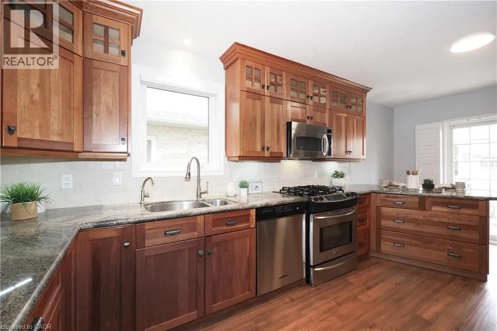 350 DOON VALLEY Drive Unit# 6D — photo 5 of 33