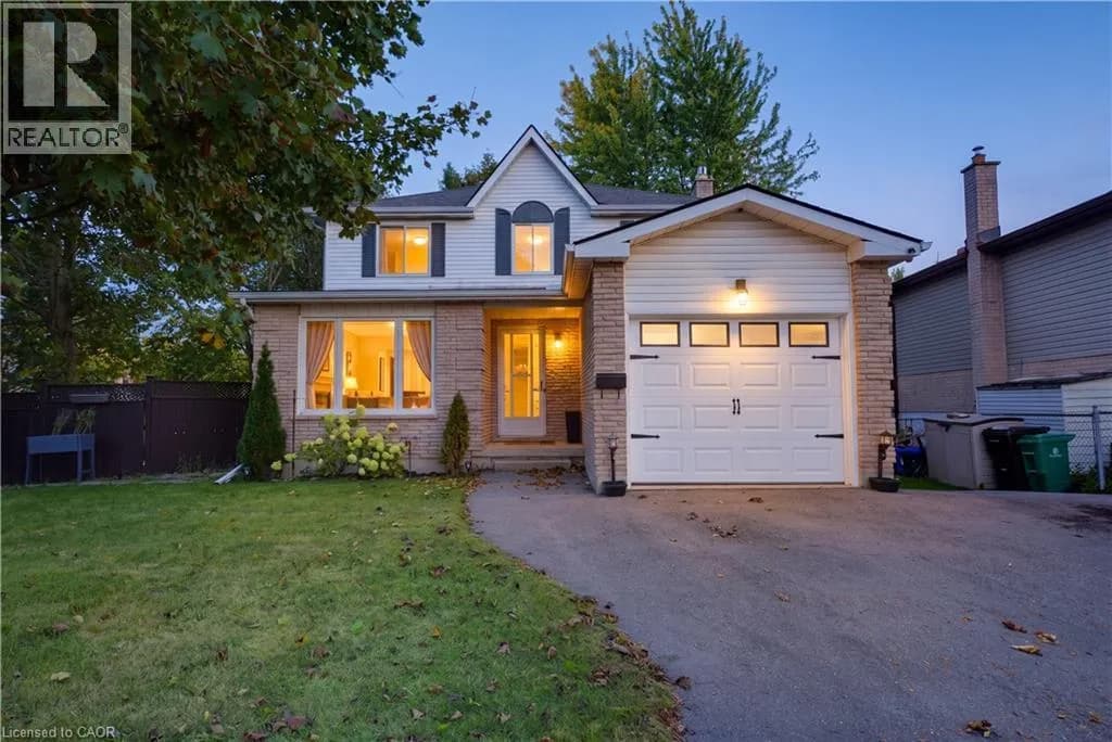74 STIRLING MACGREGOR Drive — photo 2 of 42