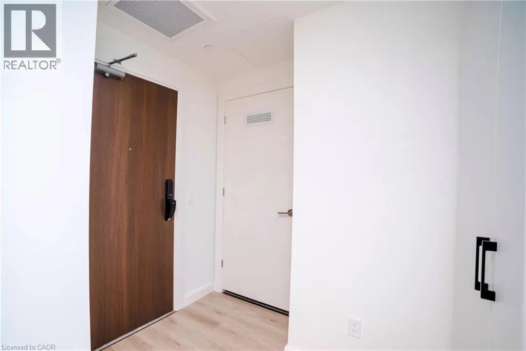 741 KING Street W Unit# 1807 — photo 4 of 28