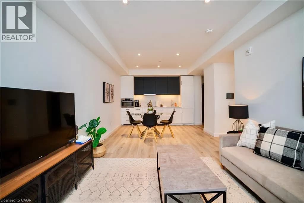 741 KING Street W Unit# 1807 — photo 5 of 28