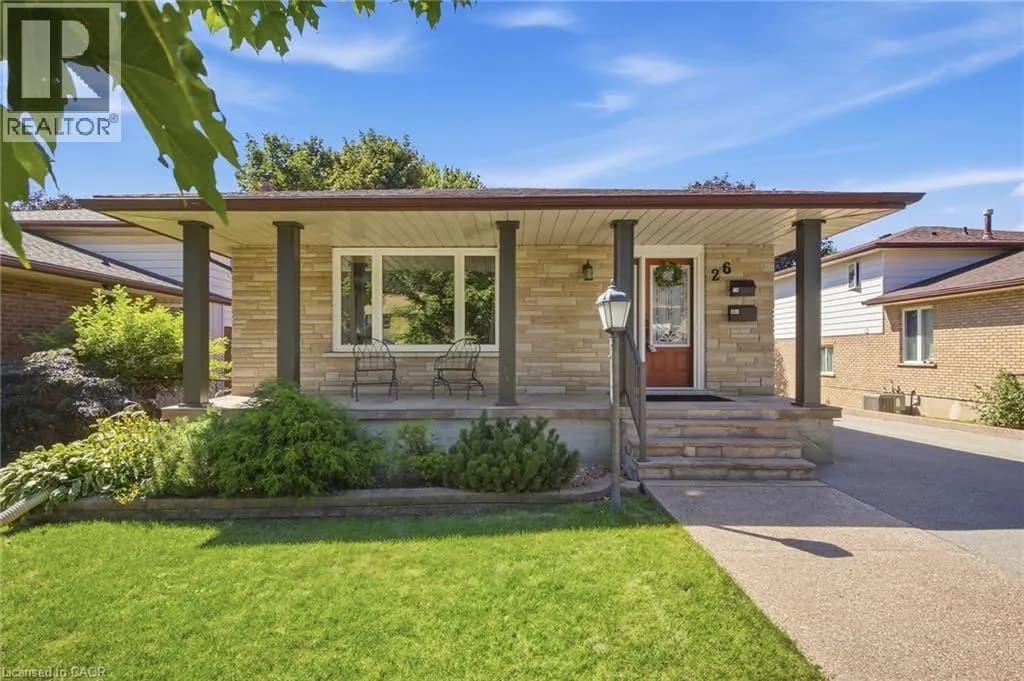 26 ALEXANDER Avenue — photo 1 of 44