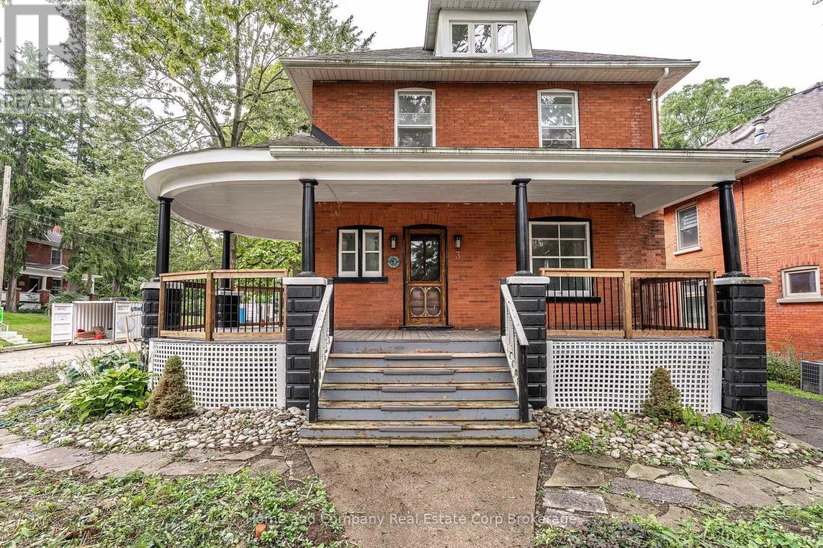 3 DALY AVENUE — photo 1 of 41