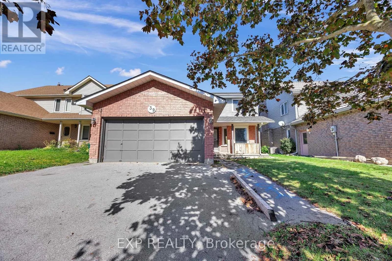 39 LINDA DRIVE — photo 1 of 49