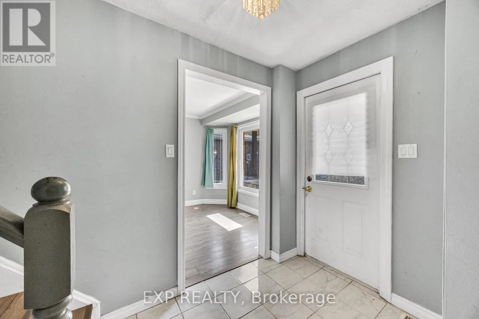39 LINDA DRIVE — photo 4 of 49