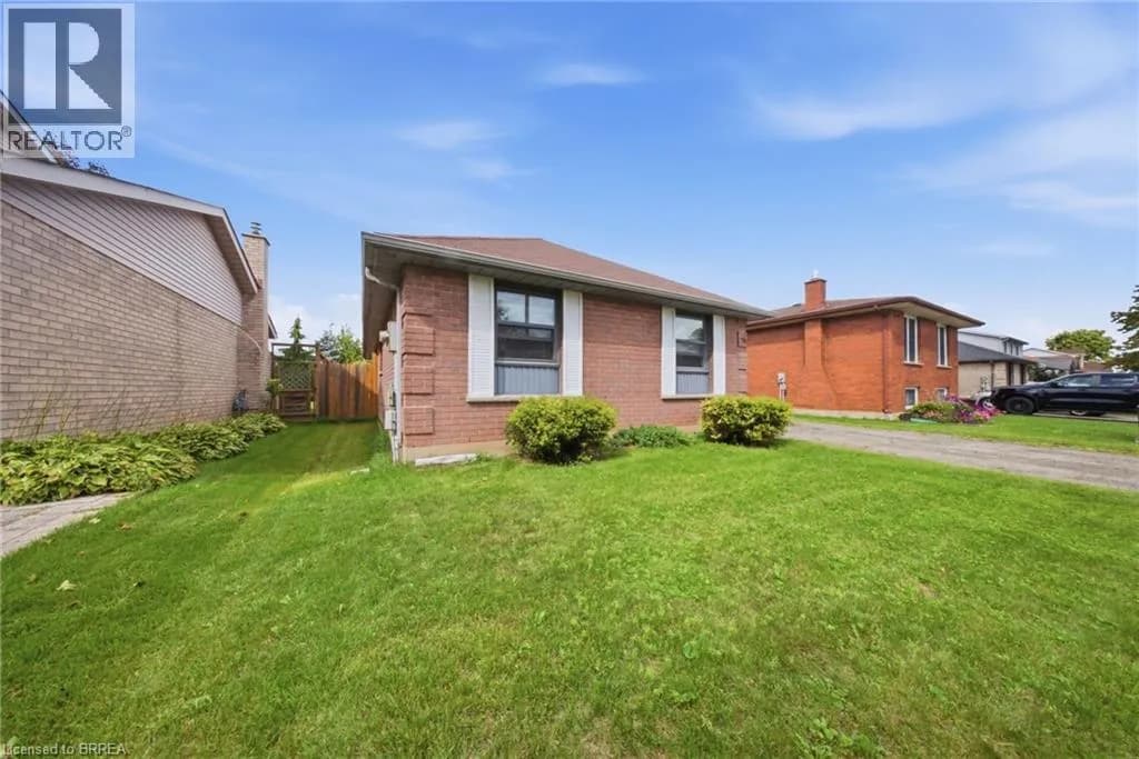 43 RUFFIAN Road — photo 3 of 41