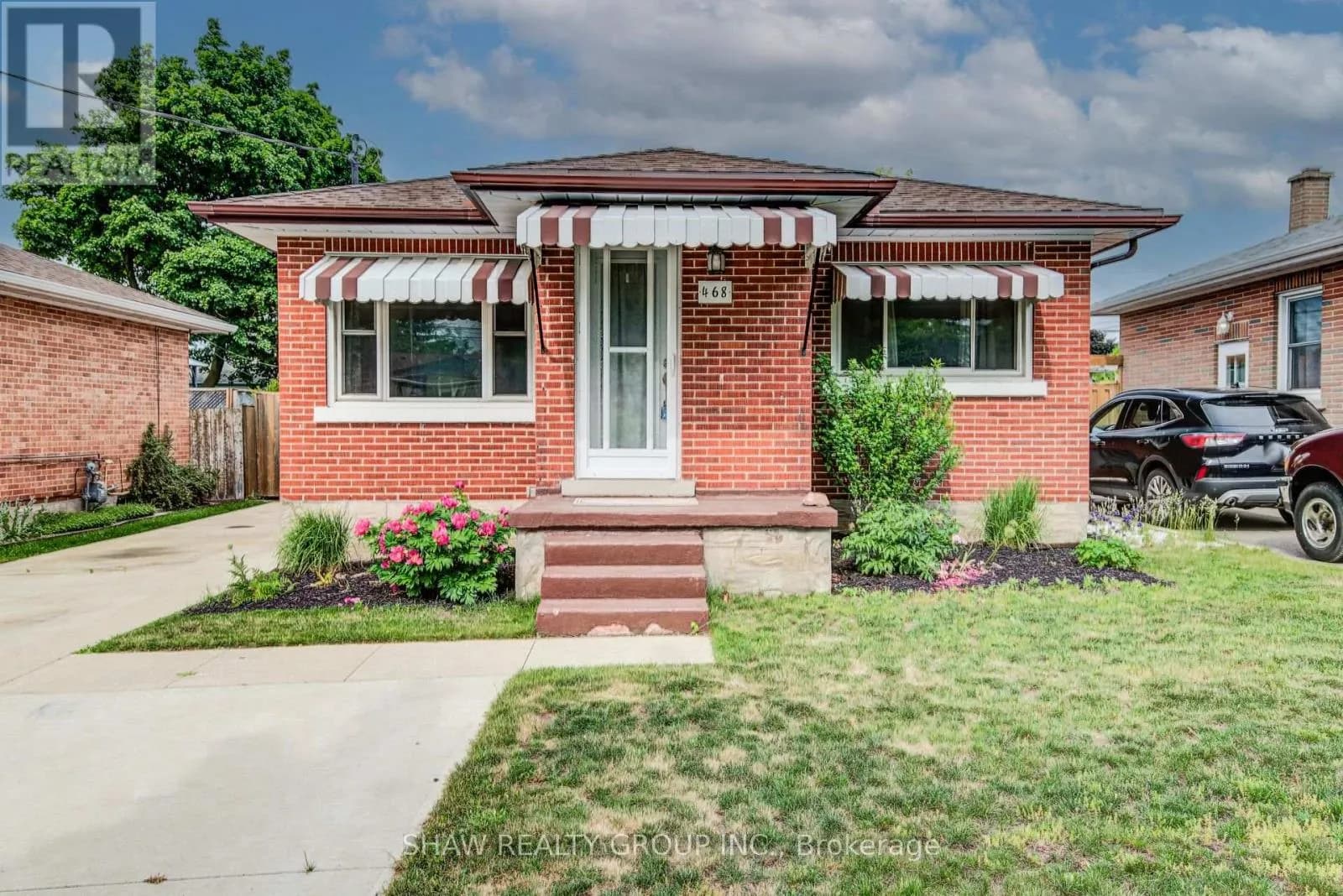 468 HIGHLAND ROAD — photo 1 of 40