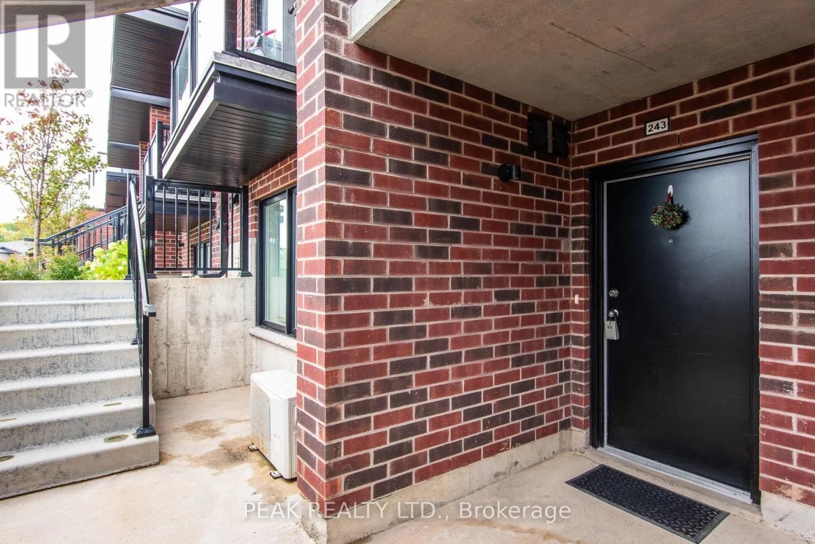 243 CHAPEL HILL DRIVE — photo 3 of 19