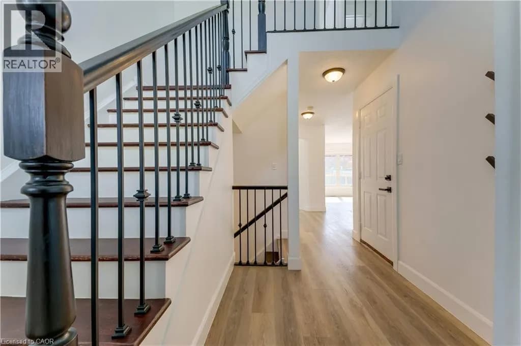 31 SWARTZ Street — photo 3 of 41