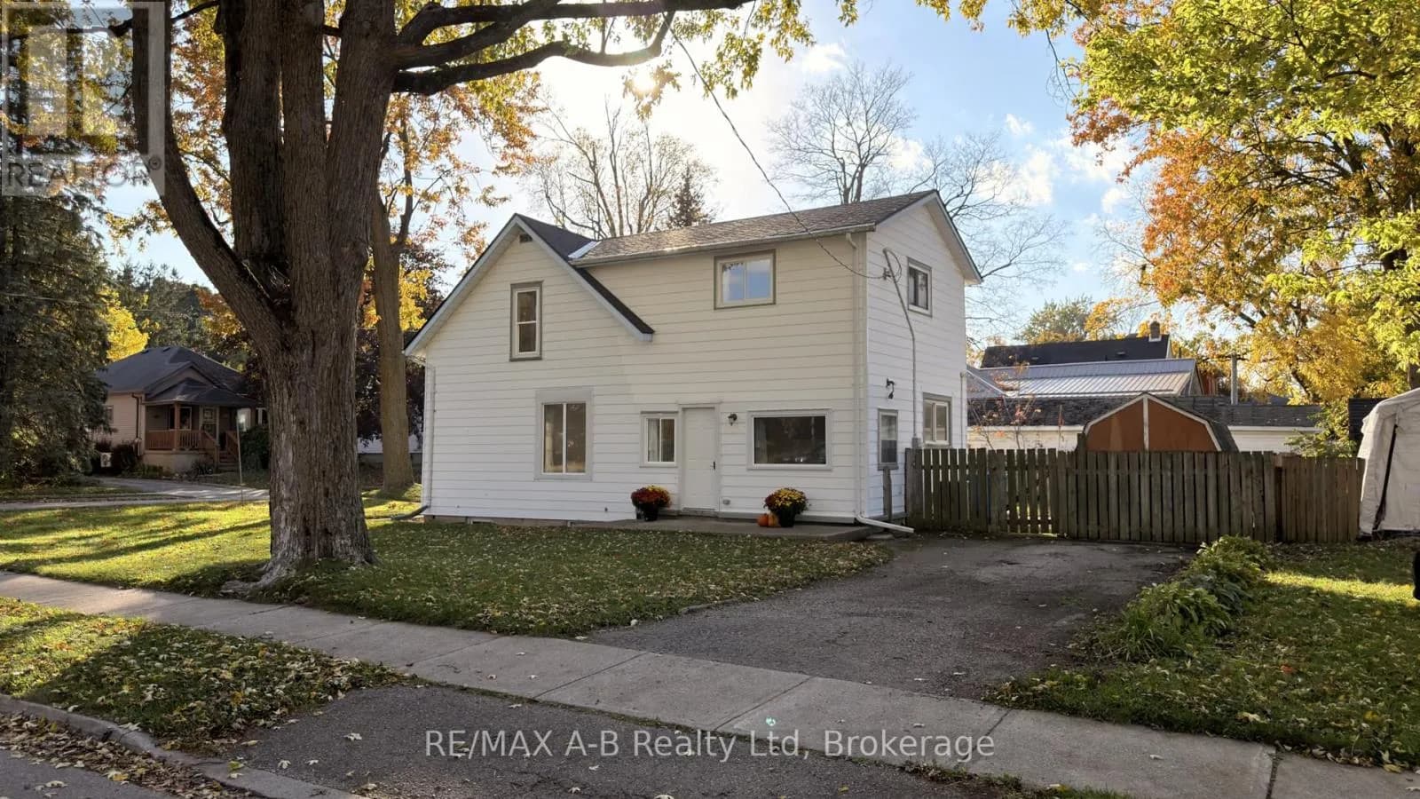 92 EAST GORE STREET — photo 1 of 47
